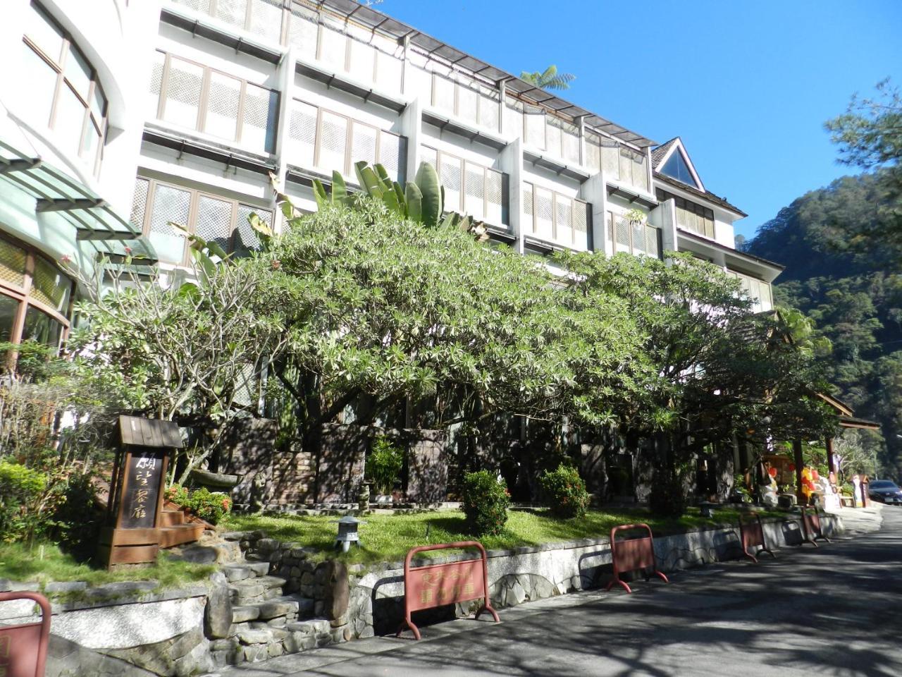 Bali Nature Spa Resort Đài Trung Ngoại thất bức ảnh